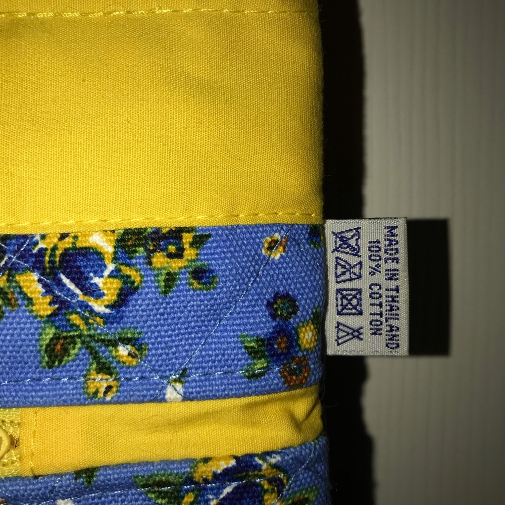💥EUC! Quilted Tote Bag - Picture 4 of 8